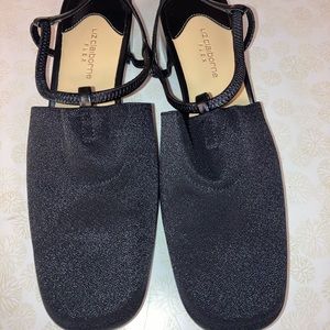 Liz Claiborne Flex Size 8 OBO
